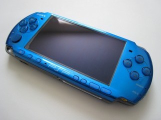 Sony PSP 3000 blue hacked .. just 19 days used .. 100 Fresh