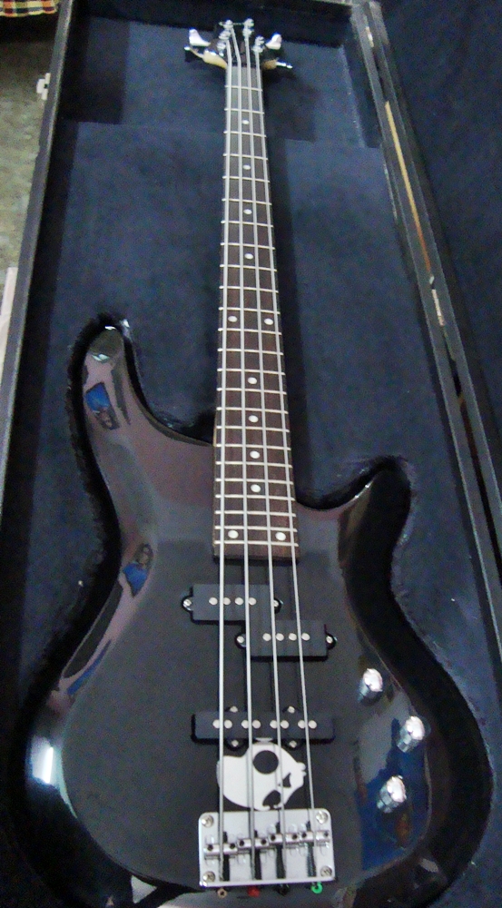 Crimson Bass Guitar large image 0