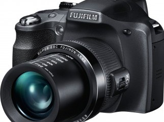 Fujifilm FinePix SL300 30x Optical High Zoom Camera