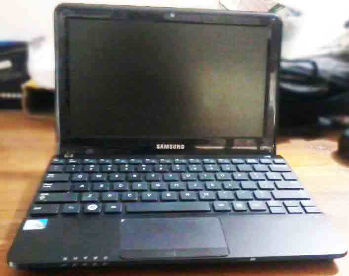  Netbook for urgent sale large image 0