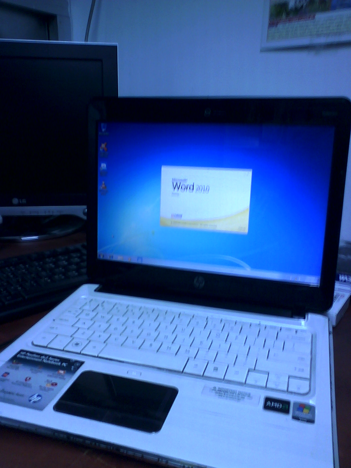 Urgent Sale HP Pavilion dv2 Entertainment NoteBook large image 0