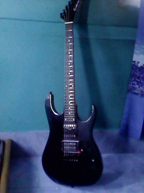 Custom Lead Guiter large image 0